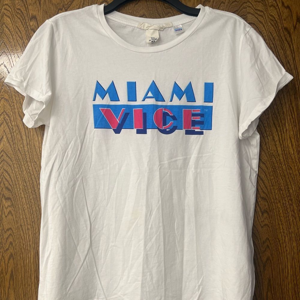 H&M White Blue Graphic Short Sleeve Tee